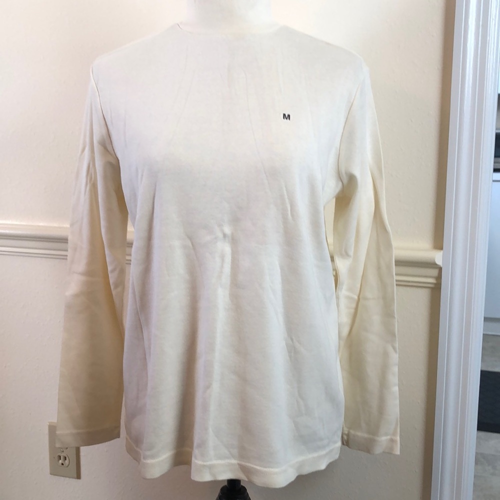 NWT-Cream Colored Turtleneck